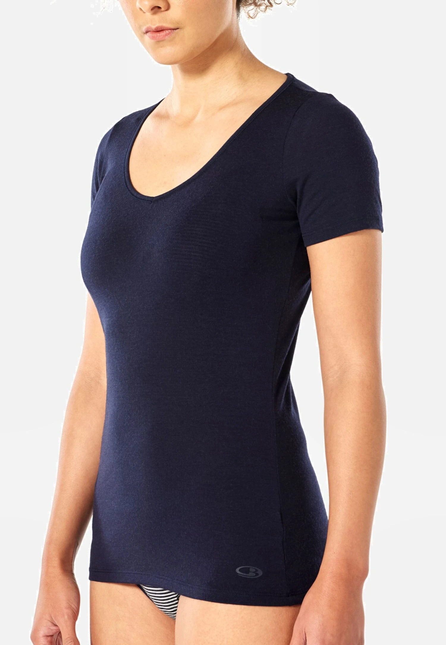 Icebreaker Merino Siren Ss Sweetheart - Caraco - Midnight Navy 5 Icebreaker Merino Siren Ss Sweetheart - Caraco - Midnight Navy – Image 5