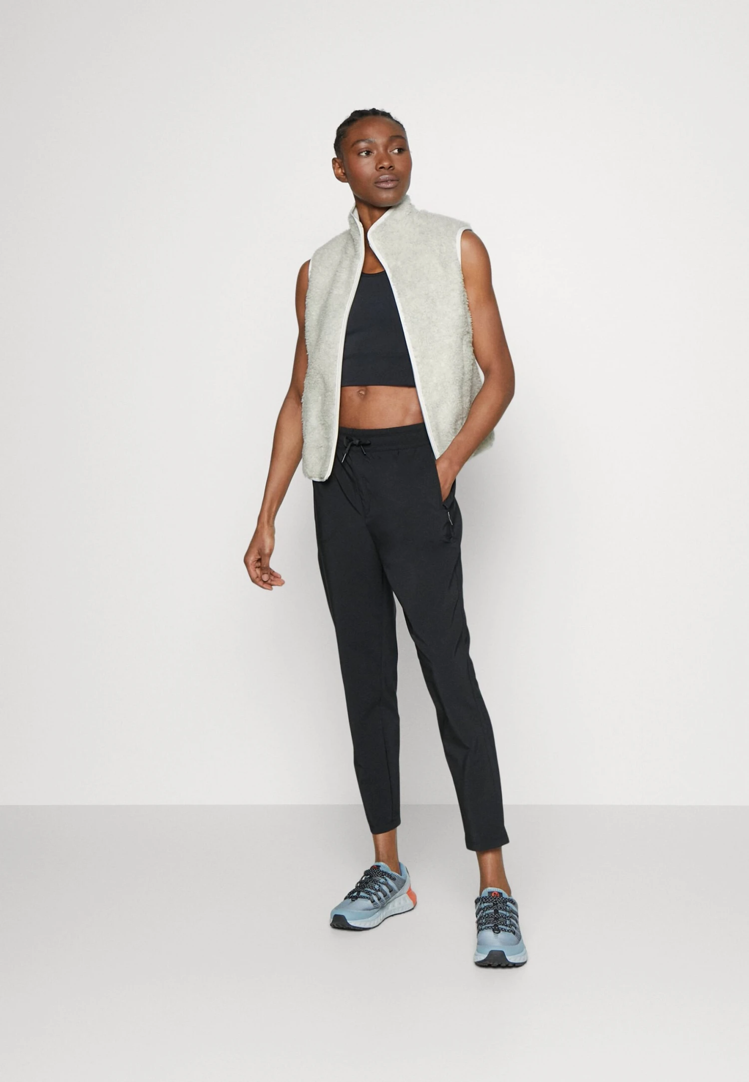 Icebreaker Women Vest - Veste Sans Manches - Ecru Heather 2 Icebreaker Women Vest - Veste Sans Manches - Ecru Heather – Image 2