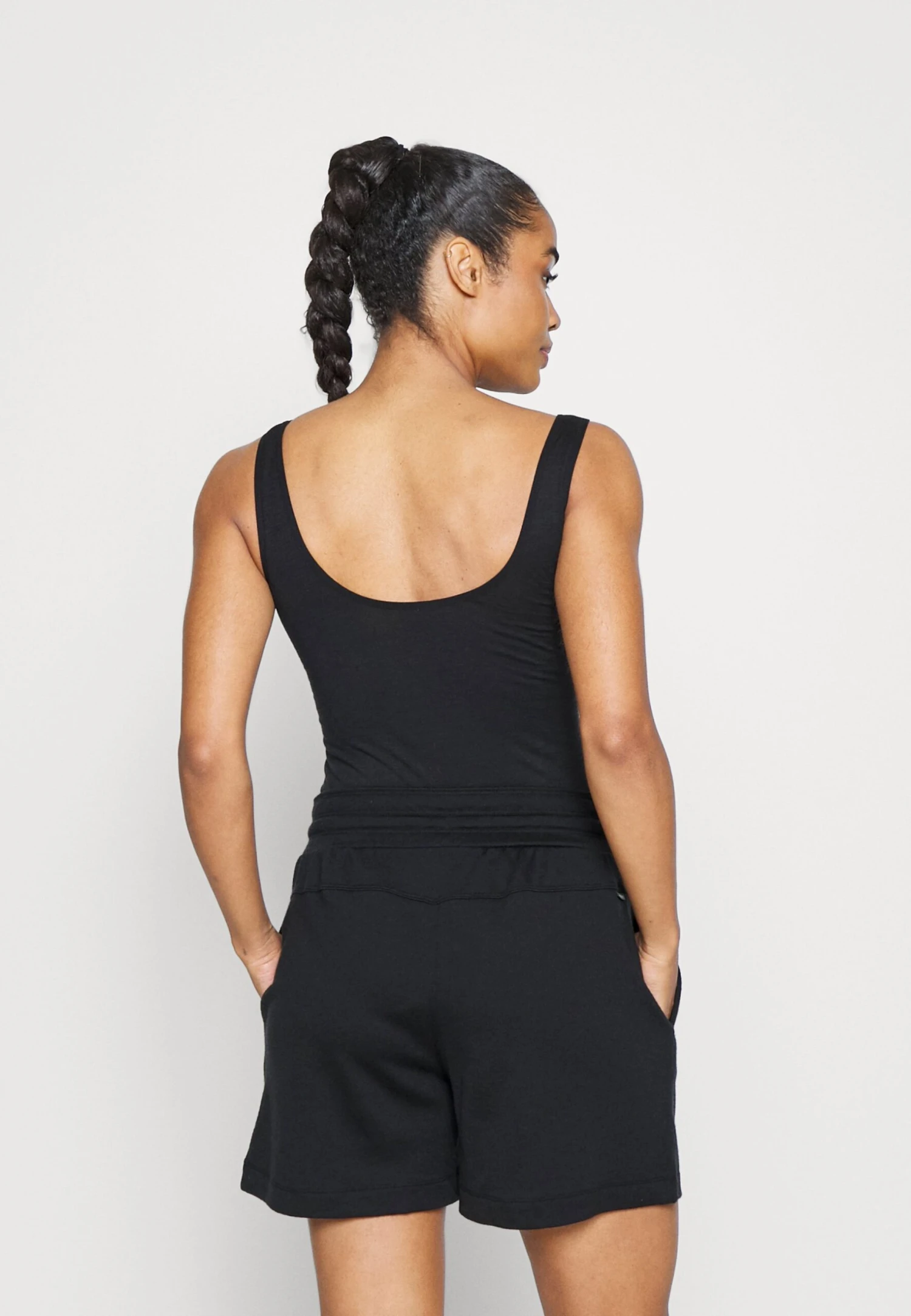 Icebreaker W 100% Merino Queens Tank Bodysuit - Débardeur - Black 3 Icebreaker W 100% Merino Queens Tank Bodysuit - Débardeur - Black – Image 3