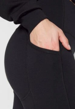 Icebreaker Merino Fastray High Rise - Collants - Black 9 Icebreaker Merino Fastray High Rise - Collants - Black -Icebreaker 98c118e7e8b343f0bcefa124a0c418af