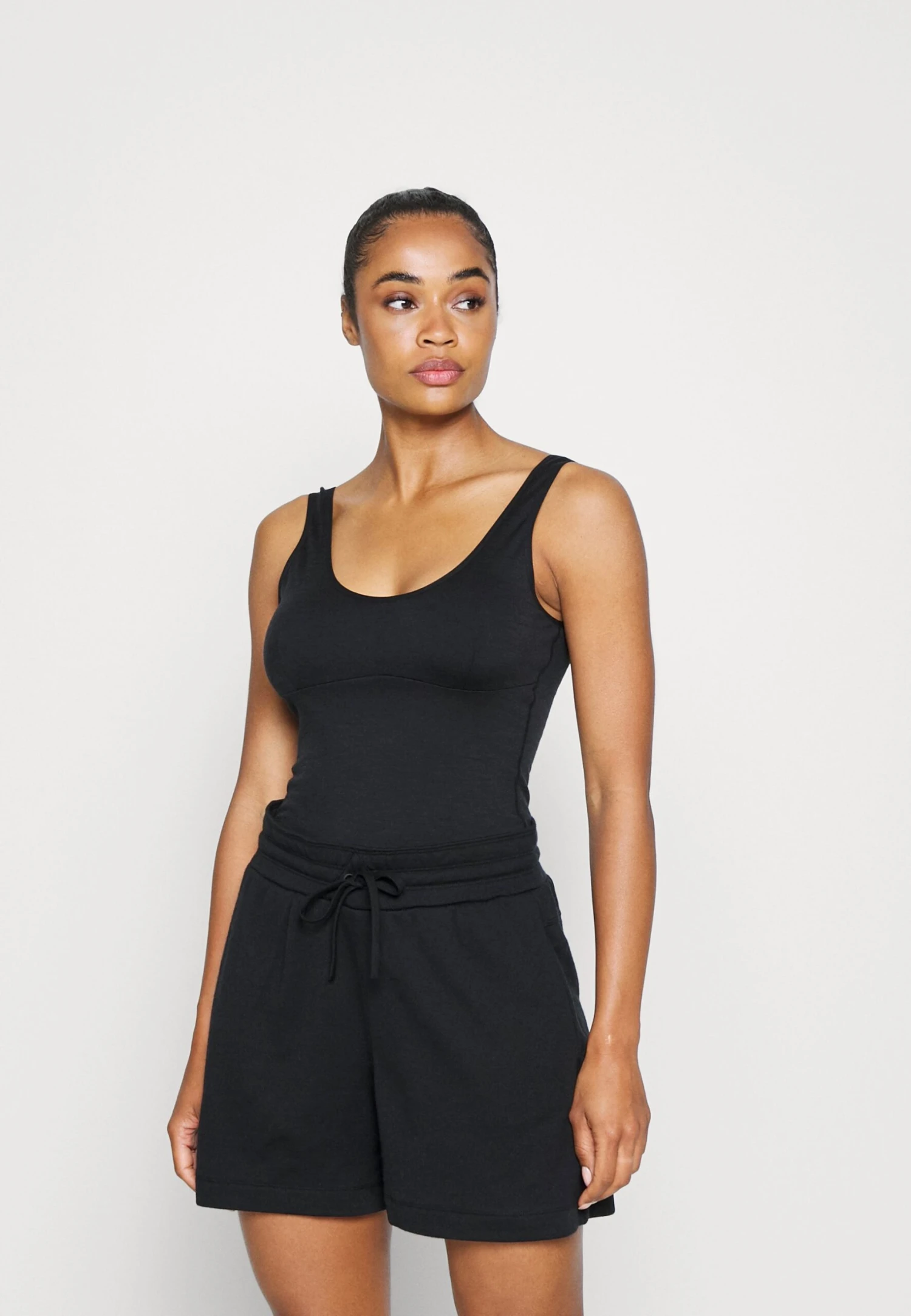 Icebreaker W 100% Merino Queens Tank Bodysuit - Débardeur - Black 1 Icebreaker W 100% Merino Queens Tank Bodysuit - Débardeur - Black