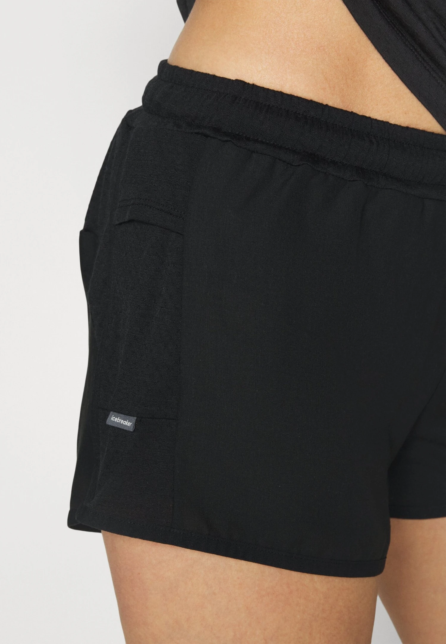Icebreaker Women Zoneknit Shorts - Short De Sport - Black 6 Icebreaker Women Zoneknit Shorts - Short De Sport - Black – Image 6