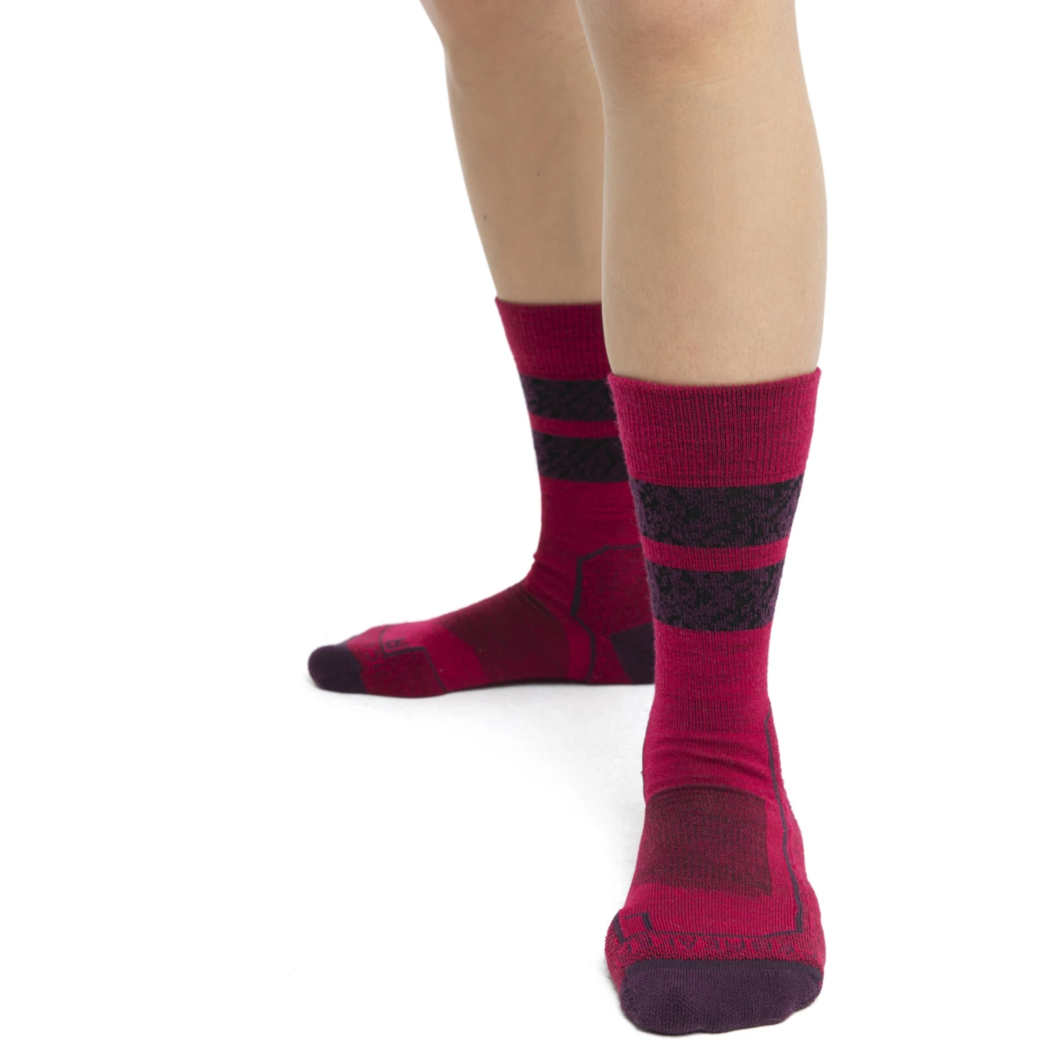 Icebreaker Chaussettes Femme - Hike+ Light Crew Natural Summit - Electron Pink/Nightshade/Black 4 Icebreaker Chaussettes Femme - Hike+ Light Crew Natural Summit - Electron Pink/Nightshade/Black – Image 4
