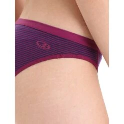 Icebreaker Slip Femme - Siren Bikini - Go Berry/Royal Navy/Stripe 11 Icebreaker Slip Femme - Siren Bikini - Go Berry/Royal Navy/Stripe -Icebreaker icebreaker womens siren bikini go berry royal navy stripe 6 1381983