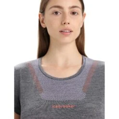 Icebreaker T-Shirt Femme - Sphere II Hitt - Midnight Navy Hthr 12 Icebreaker T-Shirt Femme - Sphere II Hitt - Midnight Navy Hthr -Icebreaker icebreaker womens sphere ii hitt short sleeve tee midnight navy hthr 6 1384537