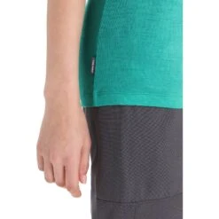 Icebreaker T-Shirt Femme - Tech Lite II Ski Stripes - Fresh 13 Icebreaker T-Shirt Femme - Tech Lite II Ski Stripes - Fresh -Icebreaker icebreaker womens tech lite ii ski stripes short sleeve tee fresh 7 1384689