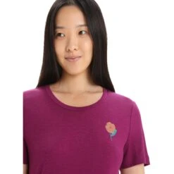Icebreaker T-Shirt Femme - Tech Lite II Springtime Flowers - Go Berry -Icebreaker icebreaker womens tech lite ii springtime flowers short sleeve tee go berry 6 1384738