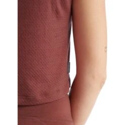 Icebreaker Débardeur Femme - ZoneKnit™ - Cosmic/Grape 18 Icebreaker Débardeur Femme - ZoneKnit™ - Cosmic/Grape -Icebreaker icebreaker womens zoneknit tank top cosmic grape 6 1149160